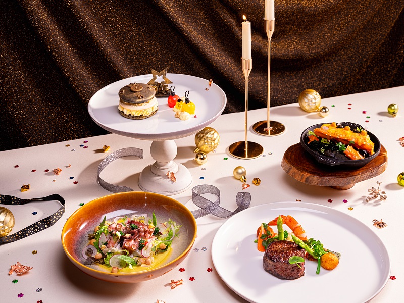 The Grand Bistro