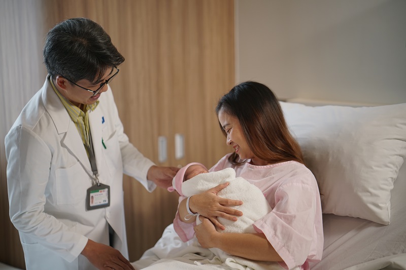 Chương trình trả góp mới của FV giúp mọi người không còn lo ngại về chi phí điều trị (Ảnh:FV)