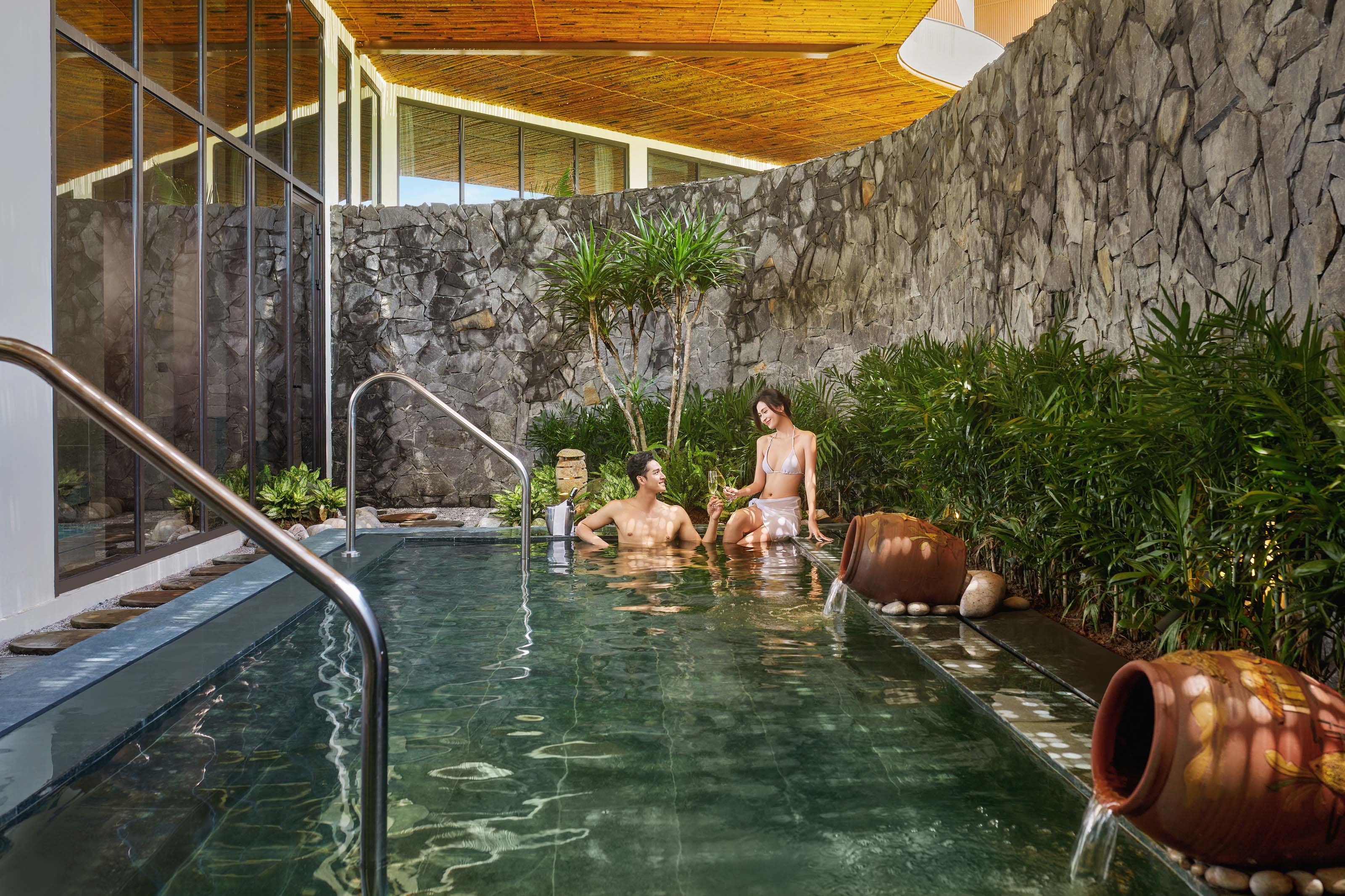 Angsana Quan Lan luxbrand