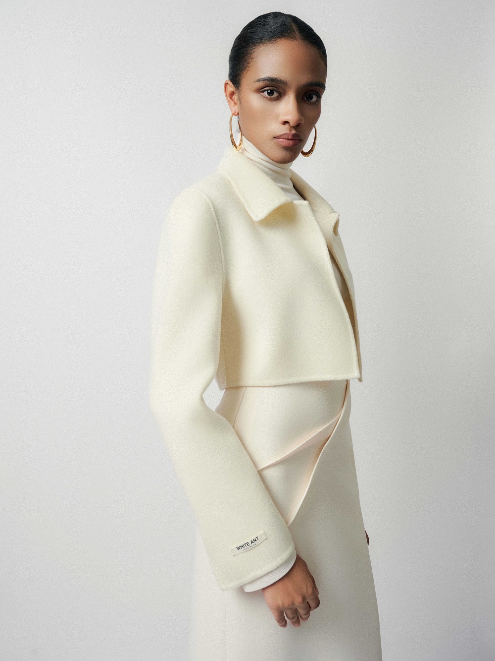 White Ant Ease Holidays'24 LUXBRAND.vn