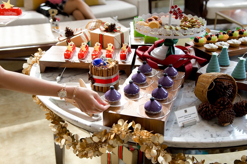 Tiệc Trà Chiều Giáng Sinh tại Thơm Lounge
