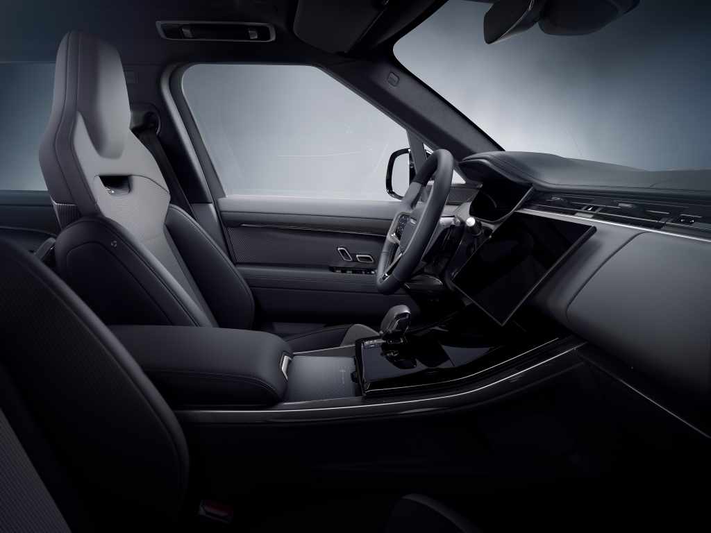 Nội thất đơn giản, tinh tế nhưng hiện địa của Range Rover Sport SV EDITION TWO