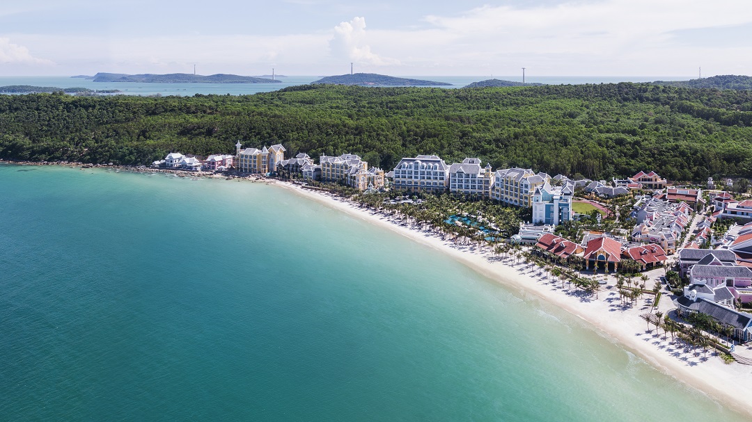 JW Marriot Phú Quốc nép mình bên bãi Khem thơ mộng