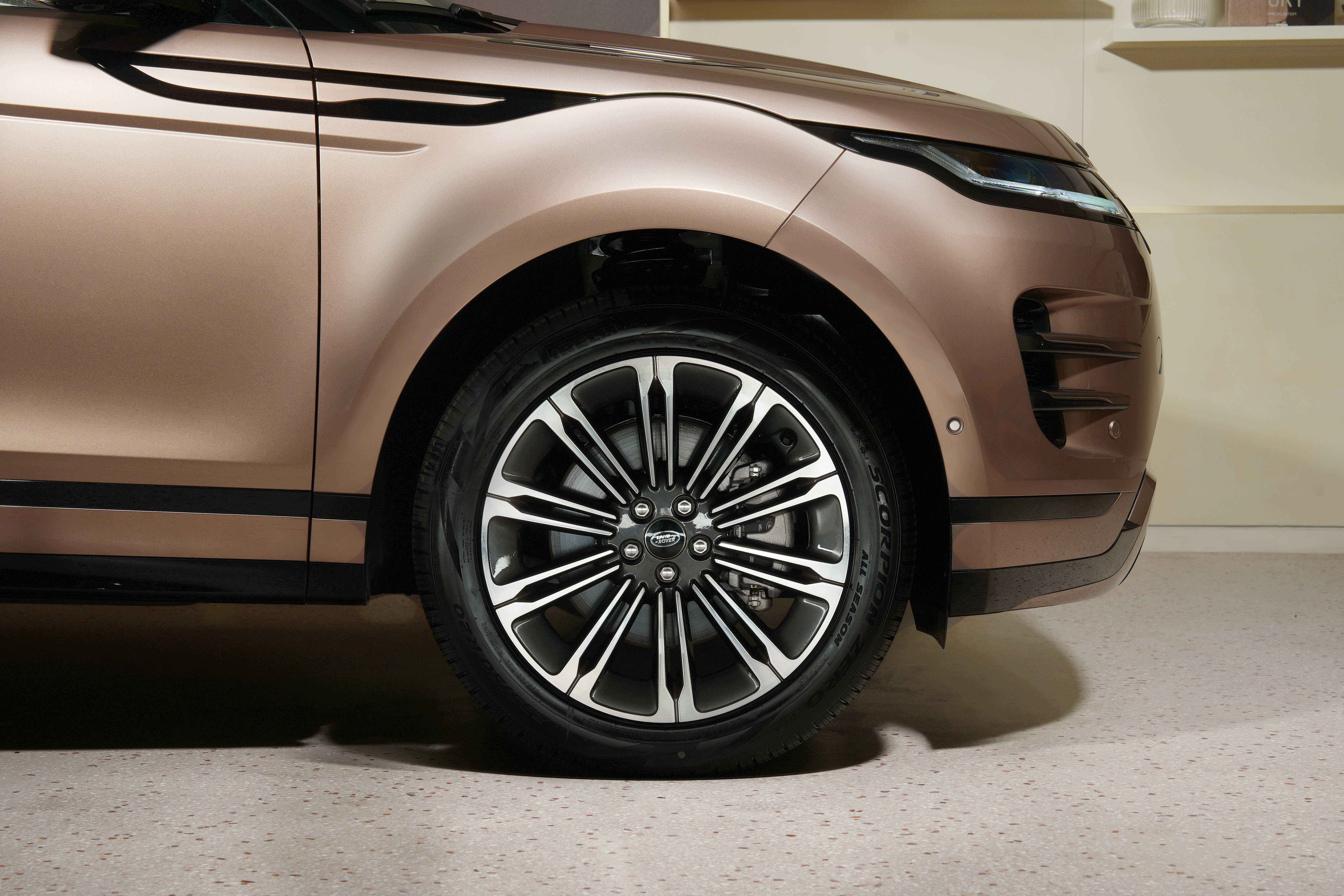 Range Rover Evoque Luxbrand.vn