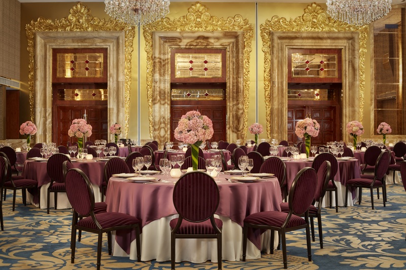 Thăng hoa trong mọi khoảnh khắc của ngày trọng đại với The Reverie Saigon