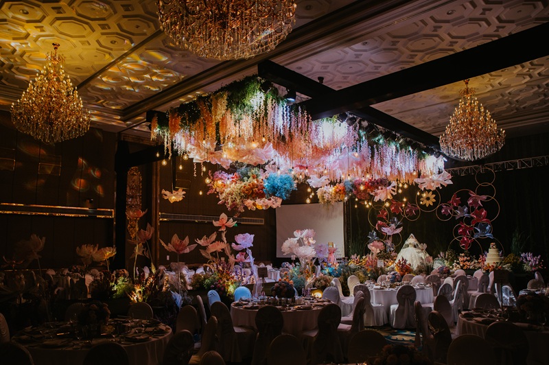 Thăng hoa trong mọi khoảnh khắc của ngày trọng đại với The Reverie Saigon