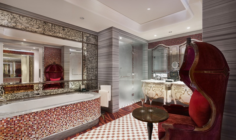 Thăng hoa trong mọi khoảnh khắc của ngày trọng đại với The Reverie Saigon