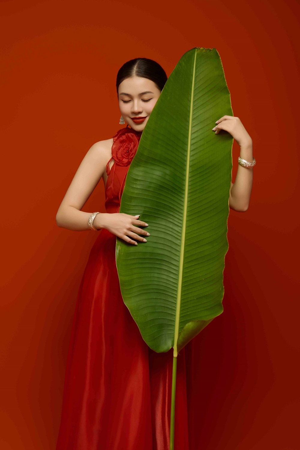 Vu Thuy Linh Luxbrand.vn