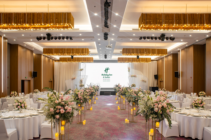 Holiday Inn & Suites Saigon Airport