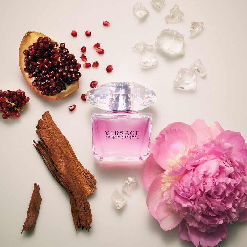 Pha lê của cảm xúc – Versace Bright Crystal và những khoảnh khắc khiến tim bạn rung động