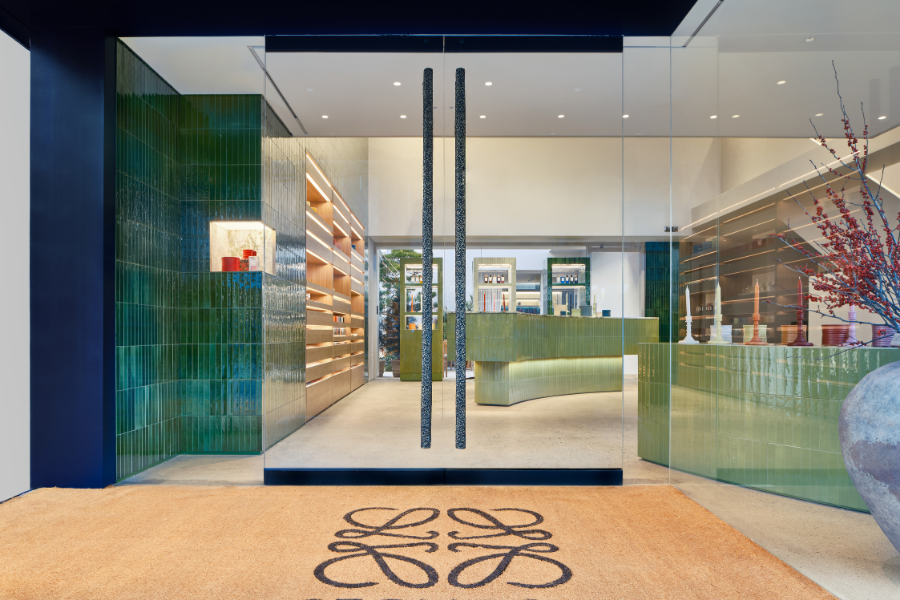 loewe-perfumes-ra-mat-flagship-lon-nhat-the-gioi-tai-seongsu--seoul_696a5243e9a76.png