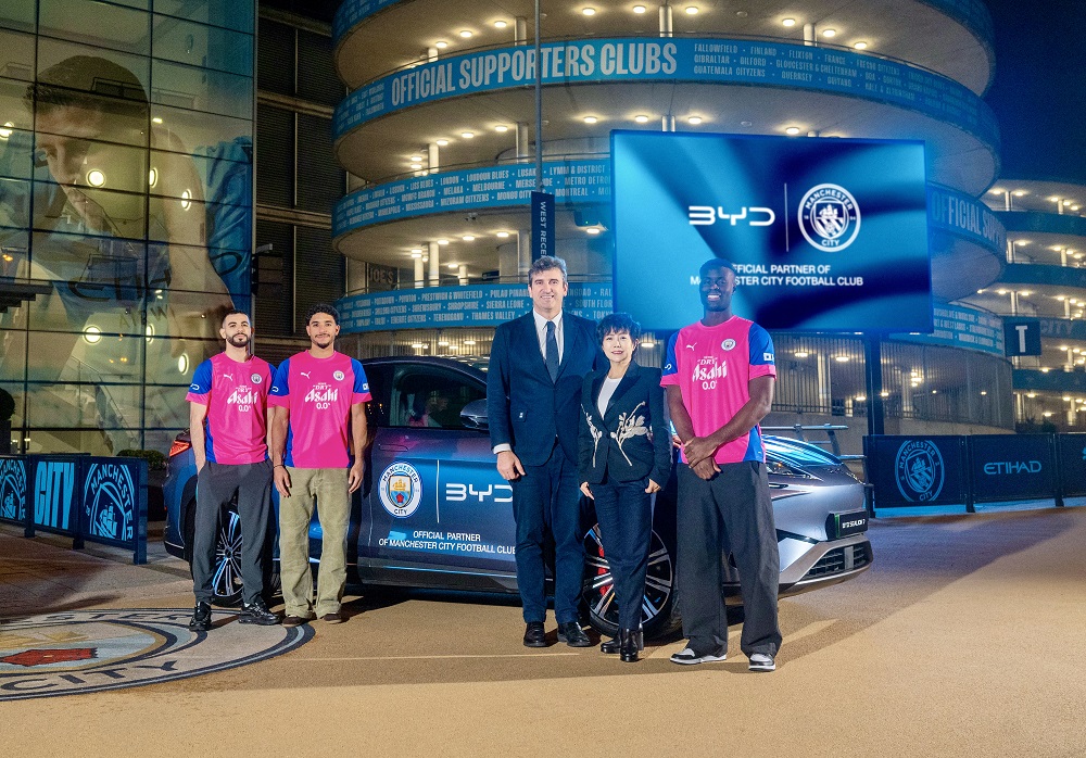BYD trở thành đối tác chính thức của Câu lạc bộ bóng đá Manchester City
