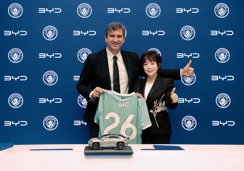 BYD trở thành đối tác chính thức của Câu lạc bộ bóng đá Manchester City