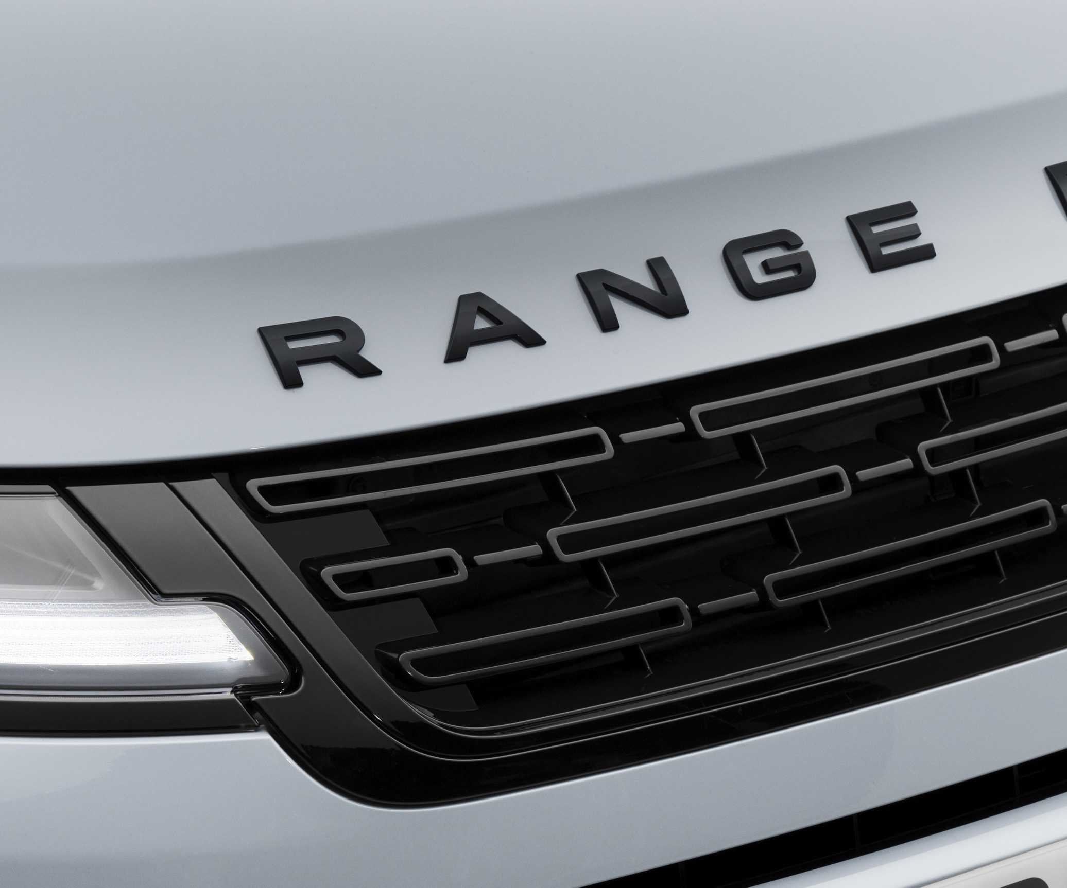 Range Rover Evoque - chiếc SUV đô thị mang tinh thần xa xỉ hiện đại