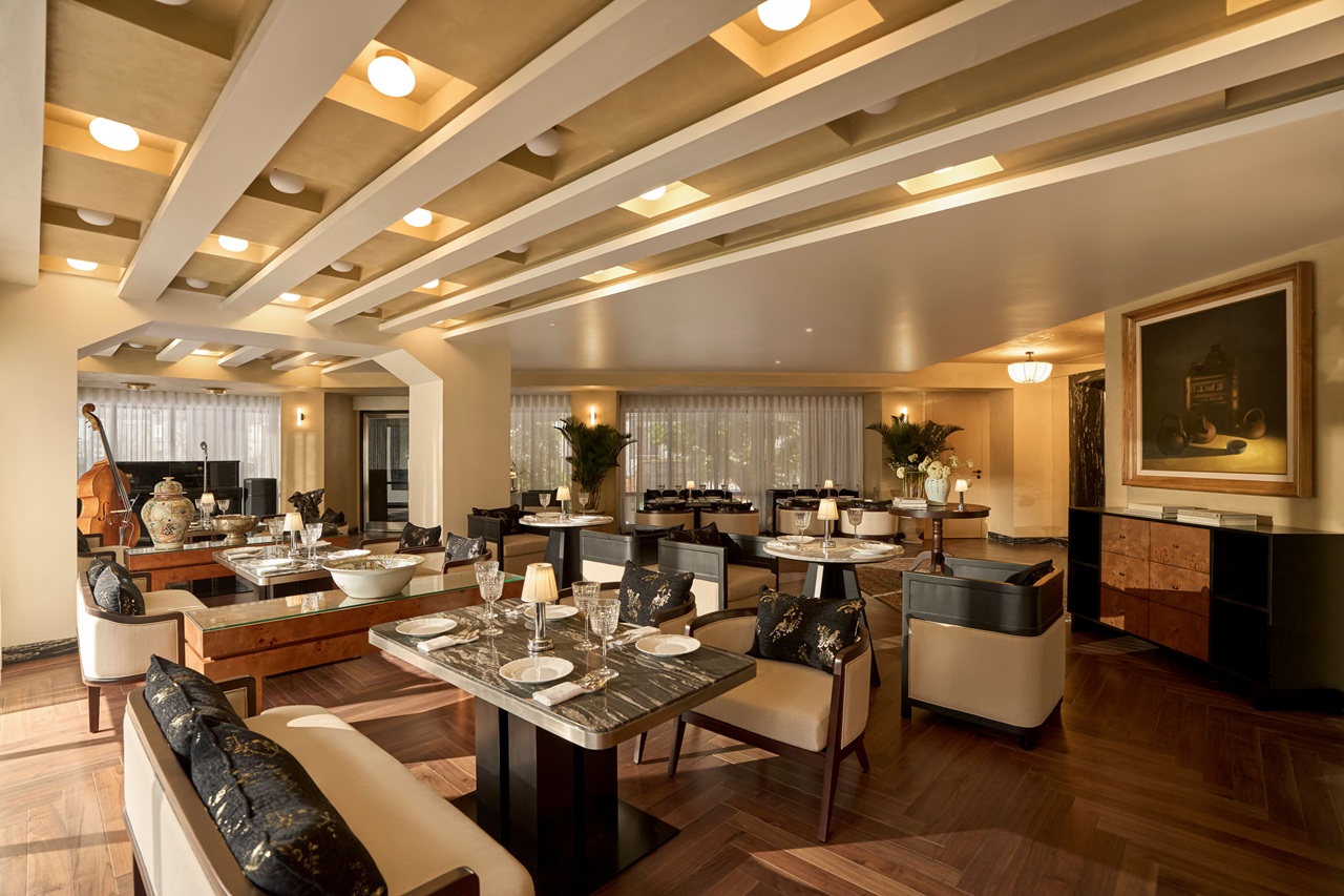 Rêve Ho Chi Minh City: Khách sạn boutique mới giữa phố đồ cổ Sài Gòn