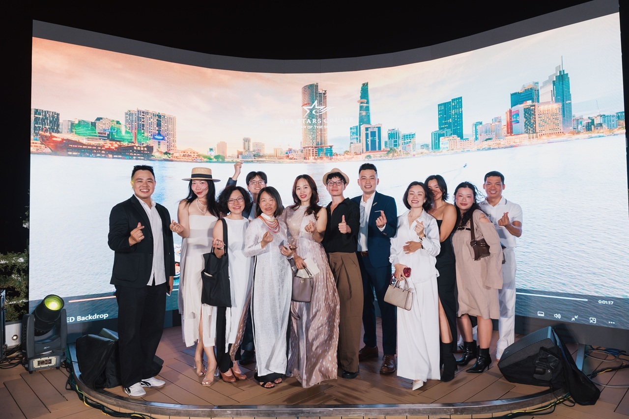 Khoảnh khắc thưởng thức ẩm thực fine dining tại nhà hàng Capella