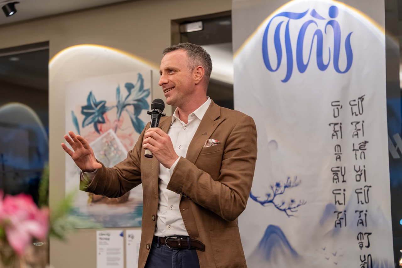 Danang Marriott Resort & Spa kết hợp cùng nghệ sĩ trẻ tái hiện Truyện Kiều qua triển lãm “Kiều Kiều Giai Nhân”