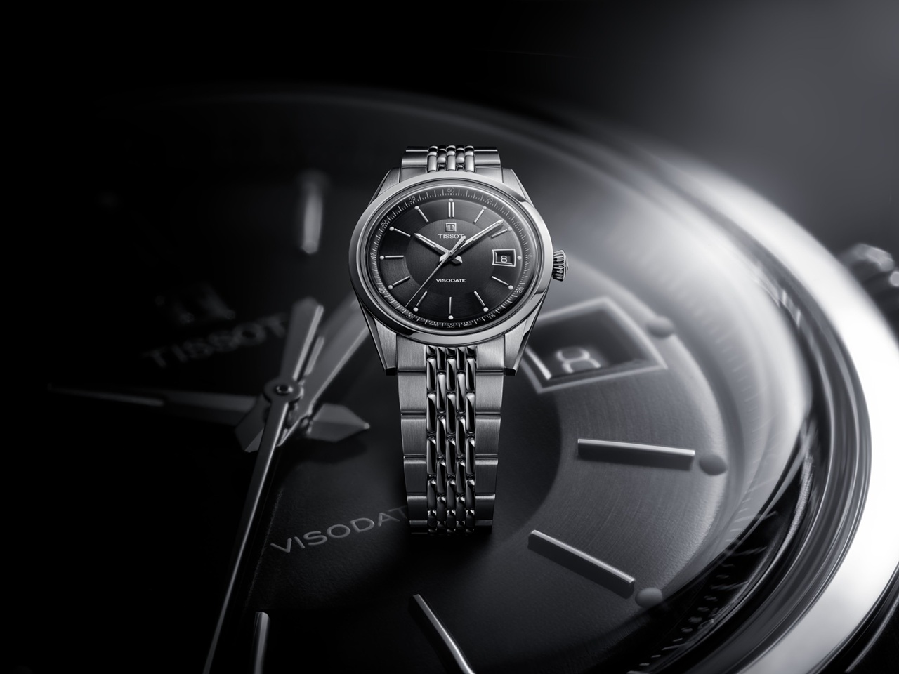 Tissot Visodate trở lại với diện mạo tinh gọn và tinh thần di sản