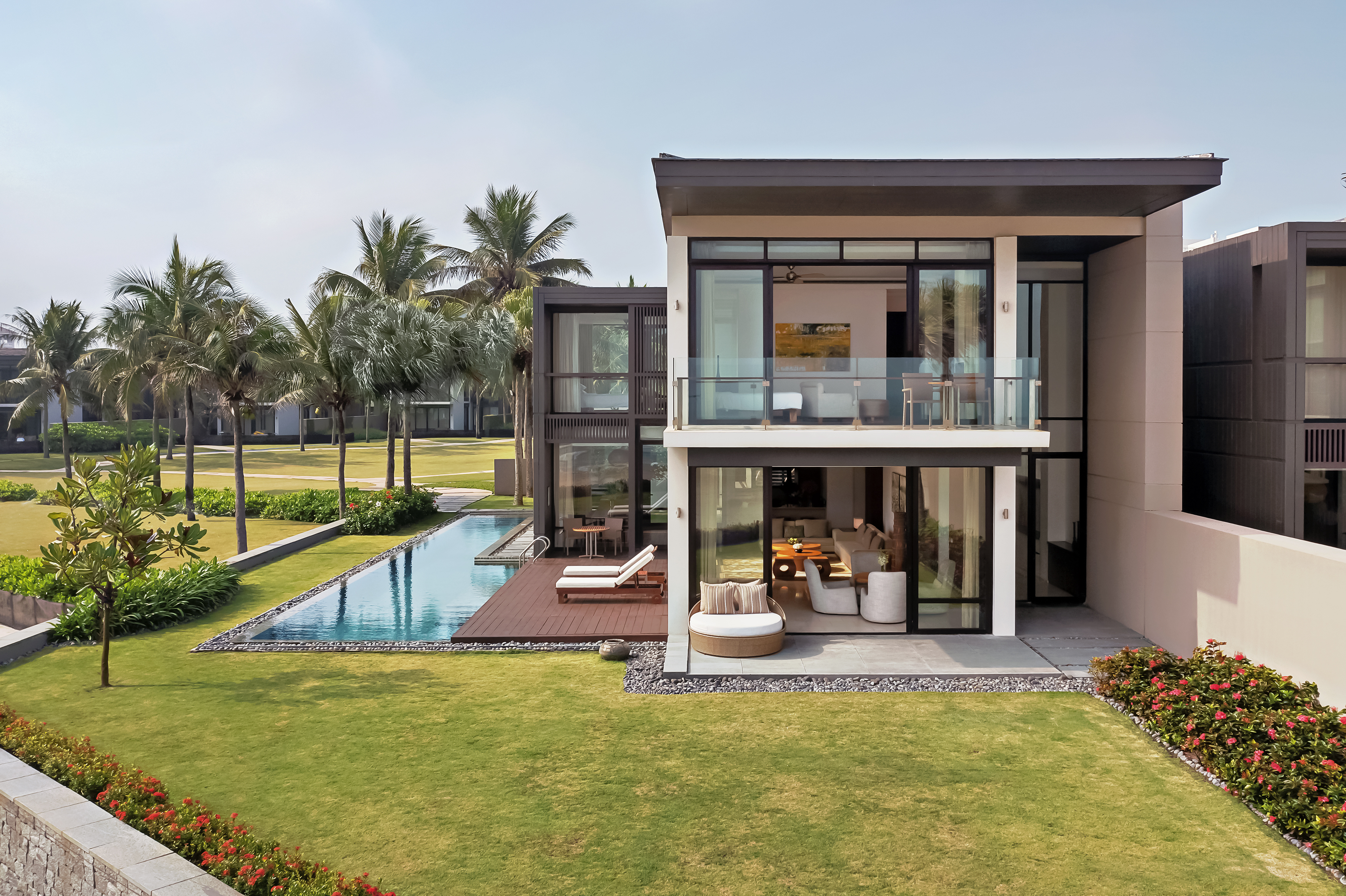 Chạm vào mùa hè theo cách riêng tại Hyatt Regency Danang