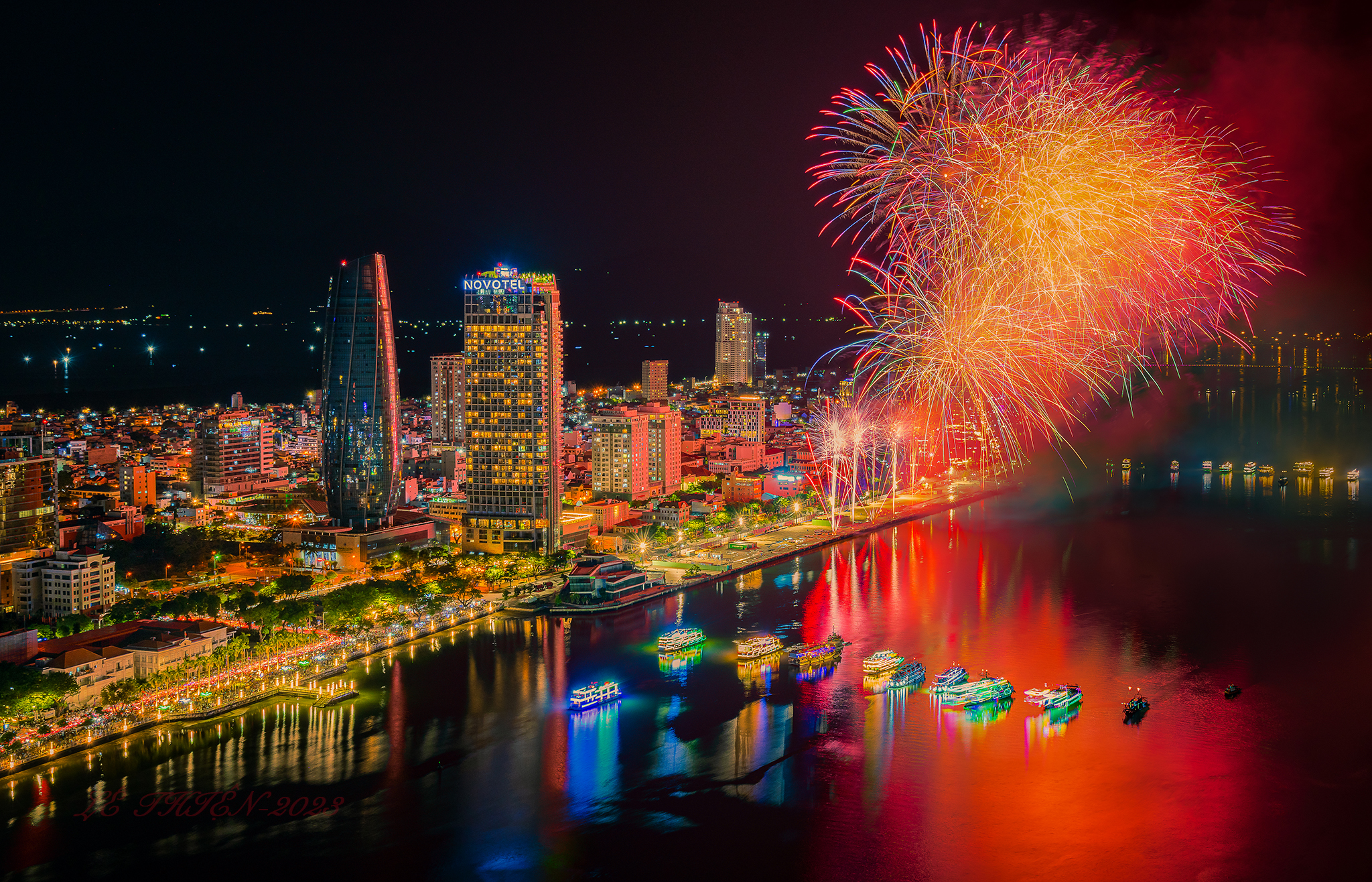 Thưởng ngoạn lễ hội pháo hoa DIFF 2026 tại Novotel Danang Premier Han River