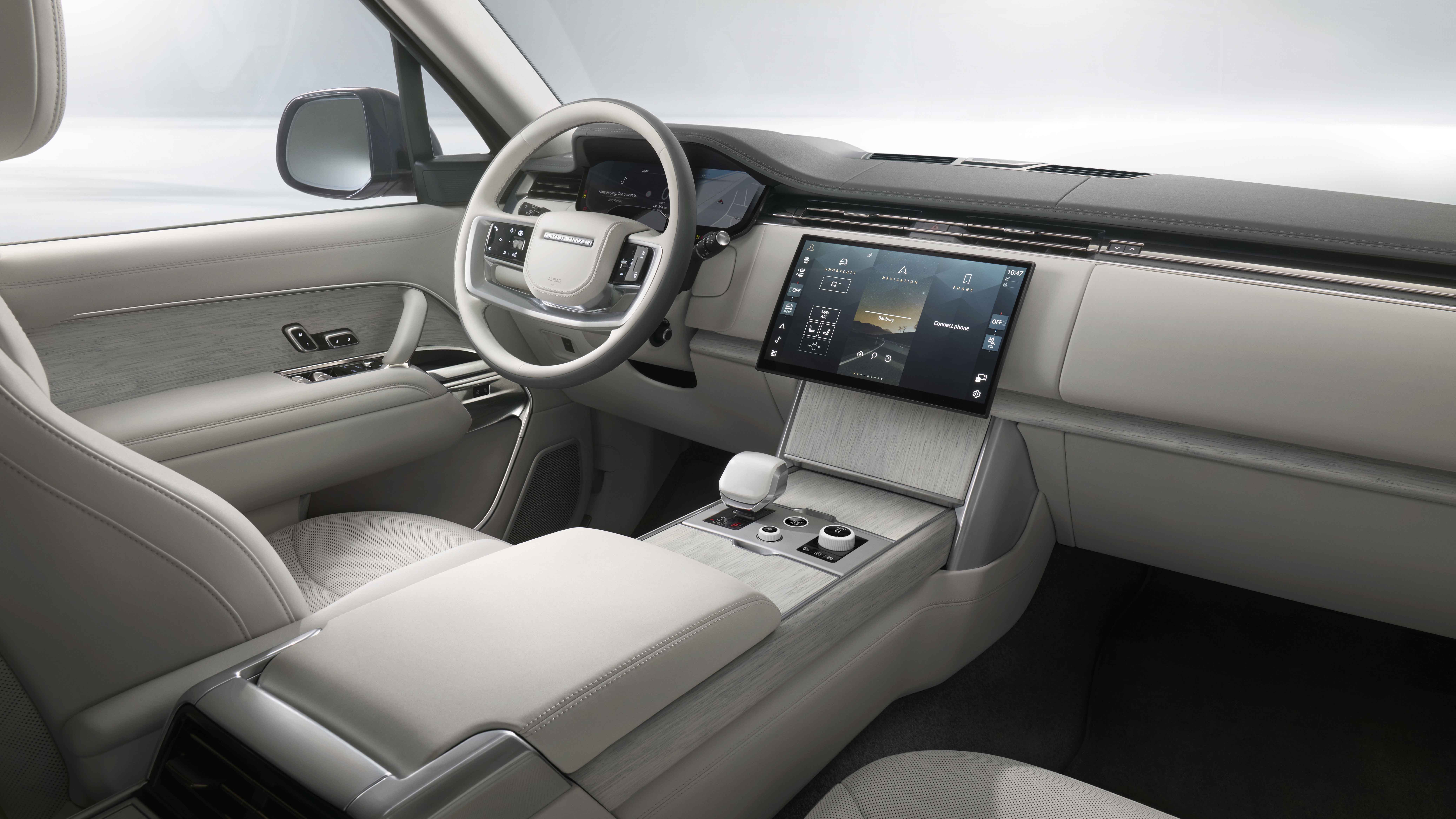 Range Rover SV Ultra: Khi sự sang trọng không còn chỉ để ngắm nhìn, mà để cảm nhận