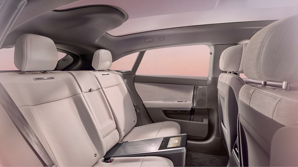 Range Rover hé lộ mẫu GT đầu tiên