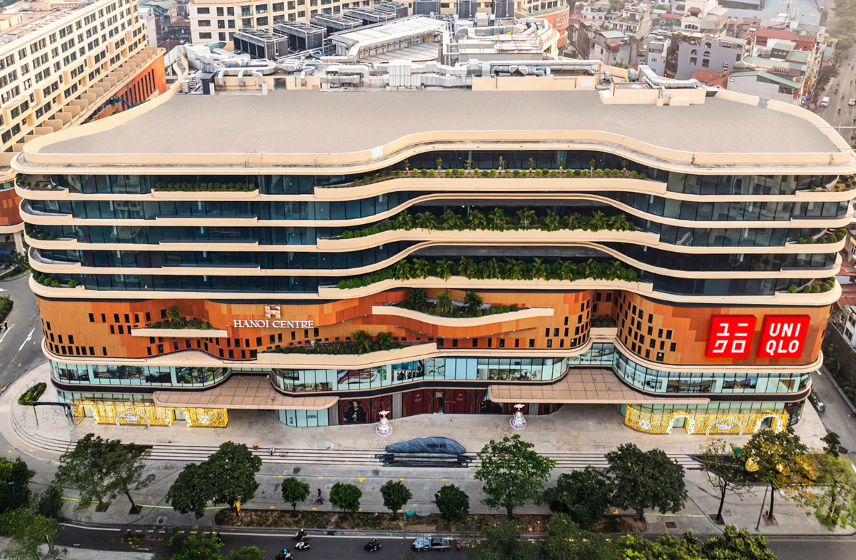 Uniqlo tiếp tục mở rộng tại Hà Nội, ra mắt cửa hàng mới ở Hanoi Centre