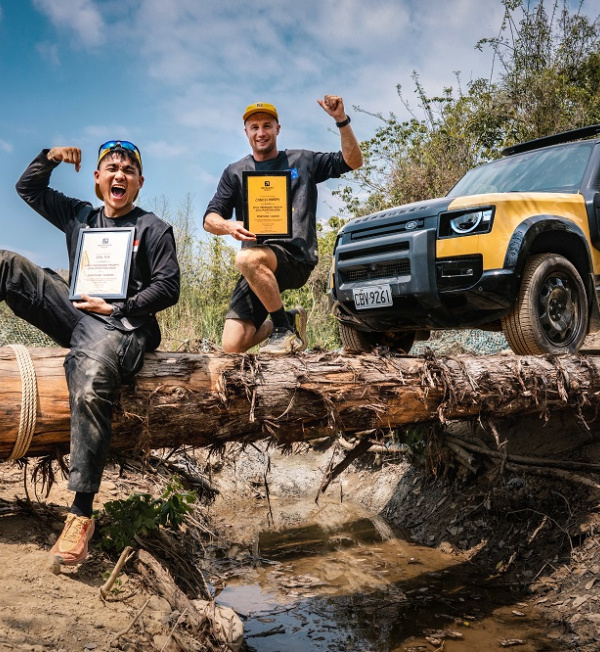 Defender Trophy: Khi tinh thần viễn chinh gọi tên những tay lái bản lĩnh