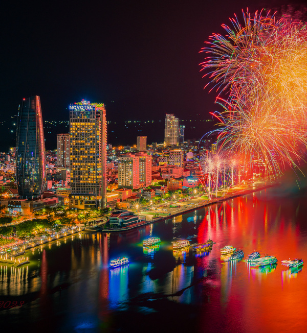Thưởng ngoạn lễ hội pháo hoa DIFF 2026 tại Novotel Danang Premier Han River
