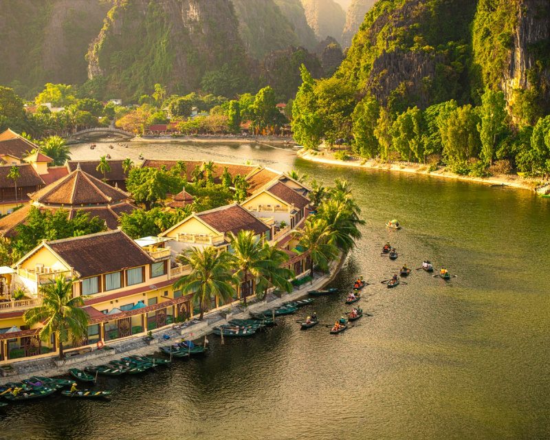 Chạm vào vẻ đẹp vương giả Kinh Kỳ giữa lòng Tam Cốc