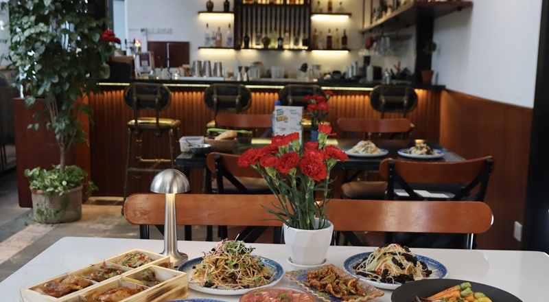 Hấp dẫn ẩm thực mùa cuối năm tại nhà hàng Madame Lam và Chuồn Food & Drinks