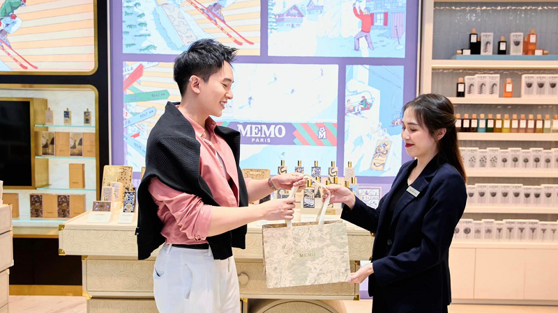 cung-dan-sao-viet-ghi-dau-an-mua-le-hoi-tai-meno-paris_6748170097dca.png