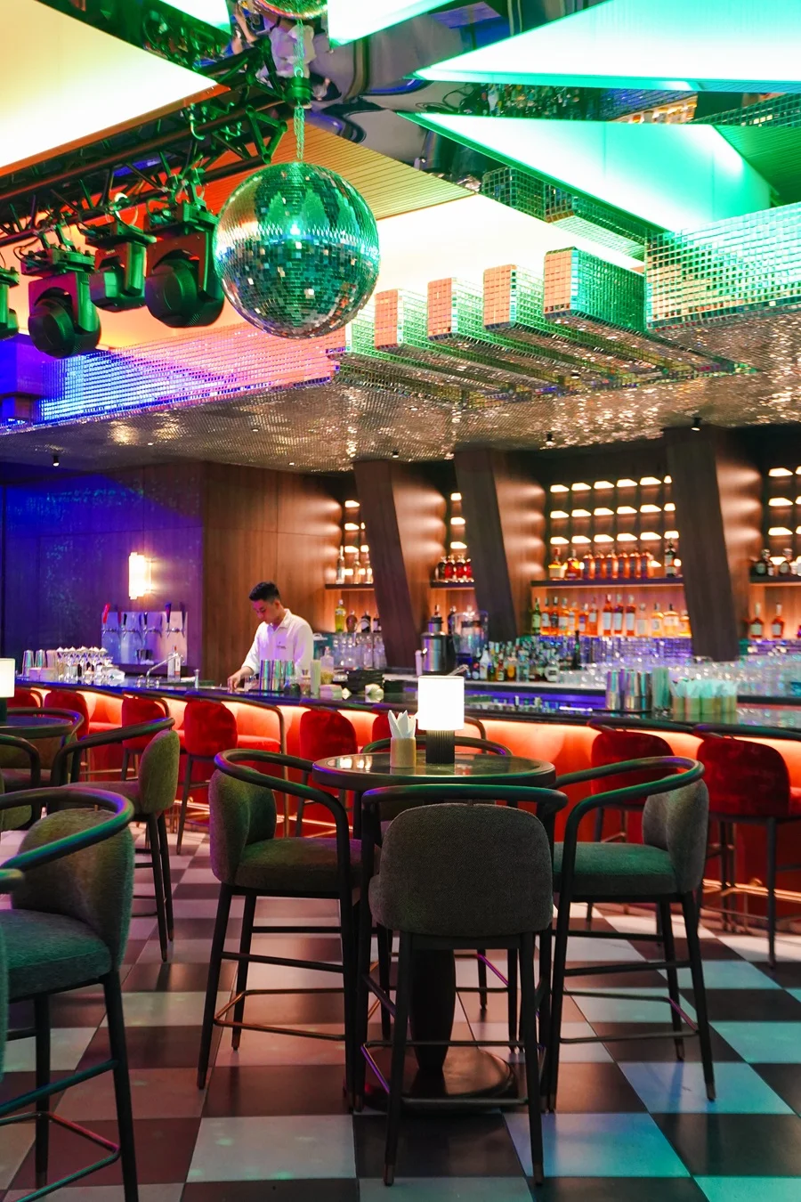 Saigon Saigon Rooftop Bar: Diện mạo mới của một biểu tượng Sài Gòn