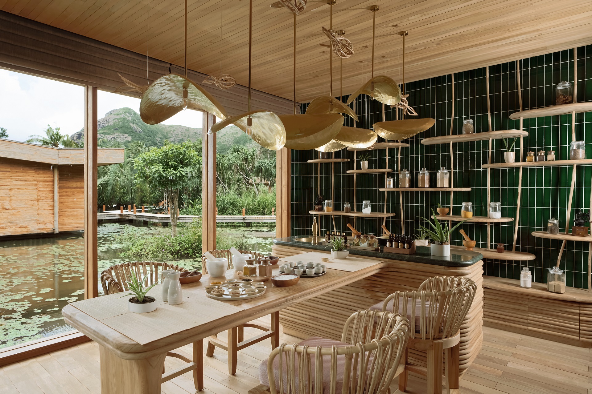 chinh-thuc-khai-truong-spa-wellness-village-tai-six-senses-con-dao_67330634d182c.jpg